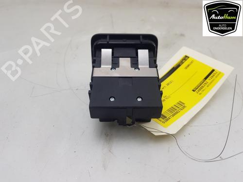 Switch MERCEDES-BENZ B-CLASS Sports Tourer (W246, W242) B 180 (246.242) | BP18570947I30 