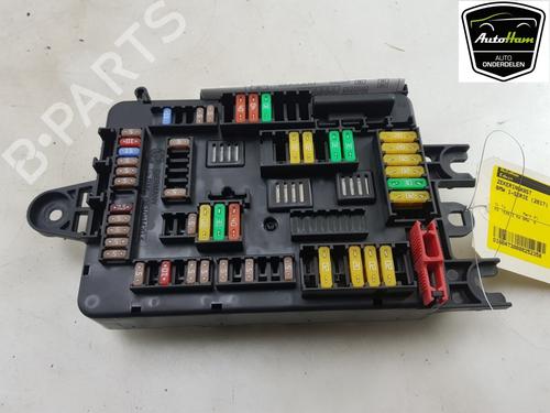 Used Fuse box BMW 1 (F20) 116 i (109 hp) 16058621