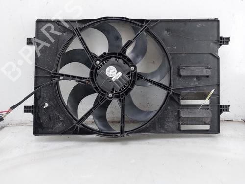 Used Radiator fan SKODA OCTAVIA IV Combi (NX5, PV5) 1.0 TSI (110 hp) 31922178