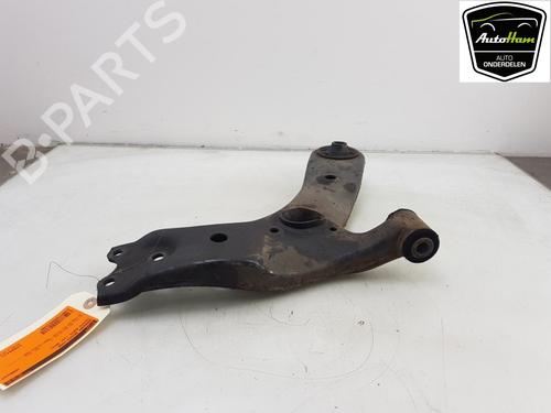 Used Right front suspension arm TOYOTA AURIS (_E18_) 1.8 Hybrid (ZWE186_, ZWE186R) (136 hp) 12044666