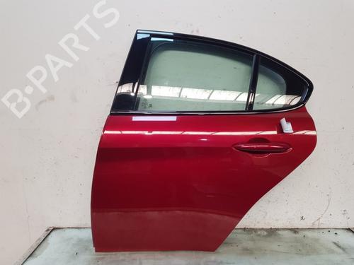 Used Left rear door Left rear door 24132828 24132828