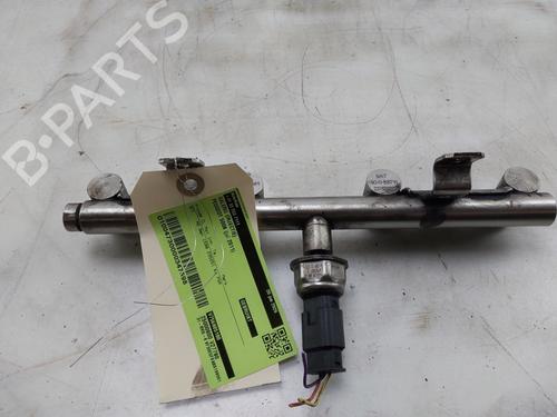 Sprederrør PEUGEOT 5008 (0U_, 0E_) 1.6 16V (156 hp) 31923272