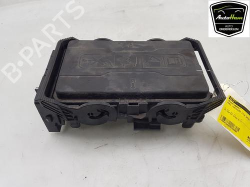 Used Fuse box OPEL INSIGNIA B Sports Tourer (Z18) 1.6 Turbo (35) (200 hp) 16450676