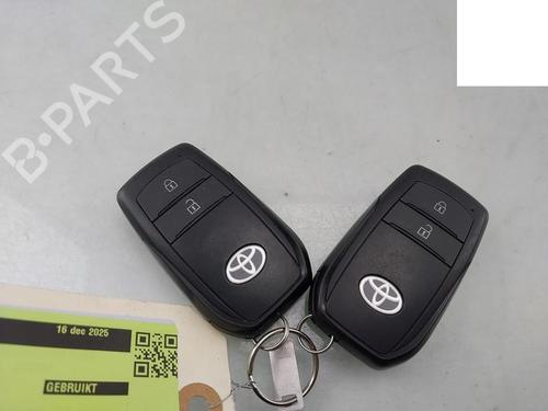 Używane Moduł elektroniczny TOYOTA YARIS CROSS (MXP_) 1.5 Hybrid (MXPJ10) (116 hp) 31128396