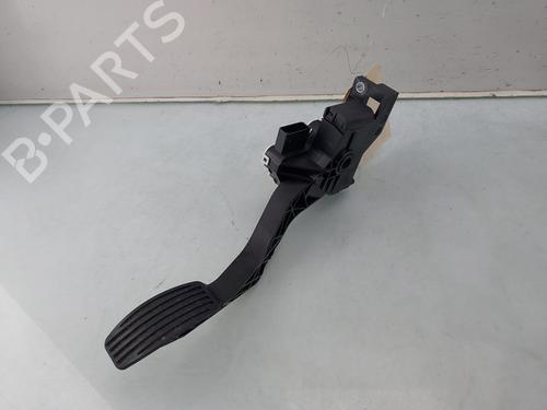 Pédale IVECO DAILY VI Van 33S16, 35S16, 35C16, 38S16, 40C16, 42S16, 50C16 (156 hp) 31922309