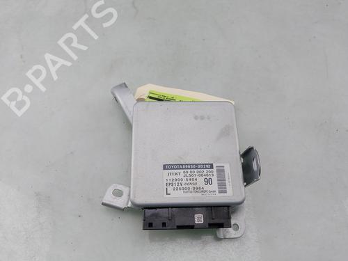 Servostyring Styreenhet TOYOTA YARIS (_P13_) 1.0 (KSP130_, KSP130) (69 hp) 32162883