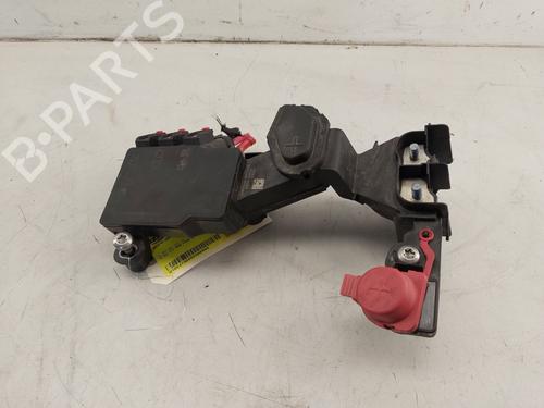 Used Fuse box Fuse box 37436078 37436078