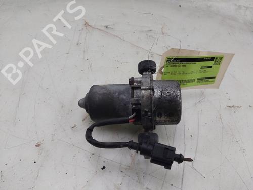 Used Vacuum pump VW TOUAREG (7LA, 7L6, 7L7) 3.2 V6 (220 hp) 32443539