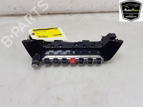 Used Switch PEUGEOT 208 II (UB_, UP_, UW_, UJ_) e-208 (136 hp) 22194045