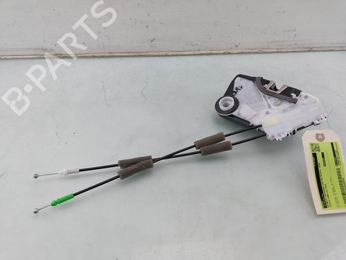 front-right-lock-toyota-yaris-_p21_-_pa1_-_ph1_-2020-33430084 main image