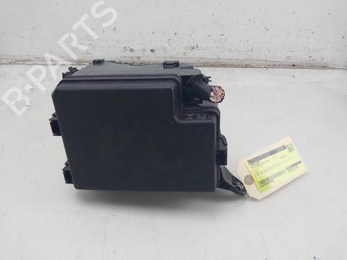 Used Fuse box TOYOTA RAV 4 IV (_A4_) 2.5 Hybrid 4WD (AVA44, AVA44_) (197 hp) 30388382