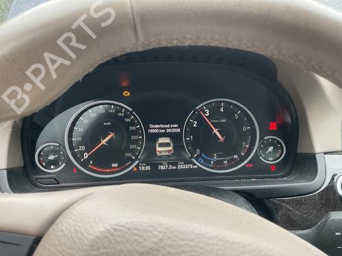 Used Instrument cluster BMW 5 (F10) 535 i (306 hp) 31923100