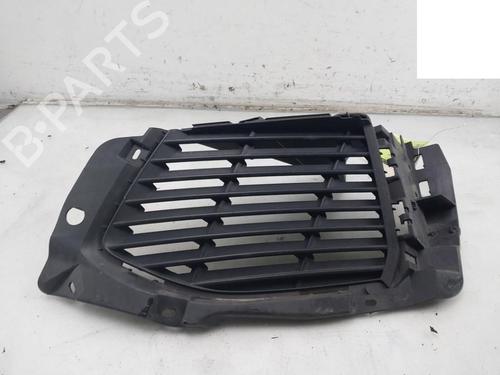 Grill PEUGEOT 5008 II (MC_, MJ_, MR_, M4_) 1.2 THP (MRHNYH, MRHNYW, MRHNSJ, MRHNSU, MRHNSM) (131 hp) 30466330