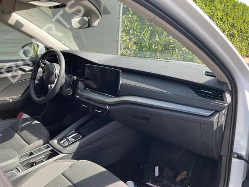 Airbag sæt SKODA OCTAVIA IV Combi (NX5, PV5) 1.5 TSI e-TEC (150 hp) 29713301