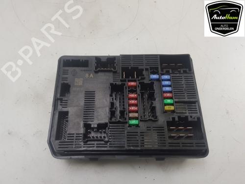 Used Fuse box Fuse box DACIA SANDERO III 1.0 TCe 90 (91 hp) 14906863 14906863