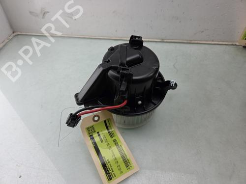 Used Heater blower motor Heater blower motor SEAT IBIZA V (KJ1, KJG) 1.0 TSI (95 hp) 31922773 31922773
