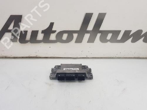 Used Engine control unit (ECU) Engine control unit (ECU) 12010990 12010990