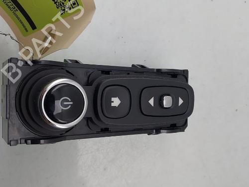 Used Switch RENAULT CAPTUR I (J5_, H5_) 1.2 TCe 120 (118 hp) 31060228