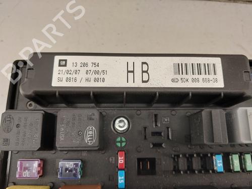 Fuse box OPEL ASTRA H TwinTop (A04) 1.8 (L67) | BP38499010E1 - Image 2