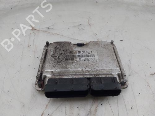 Used Engine control unit (ECU) VW TOUAREG (7LA, 7L6, 7L7) 3.2 V6 (220 hp) 32443544