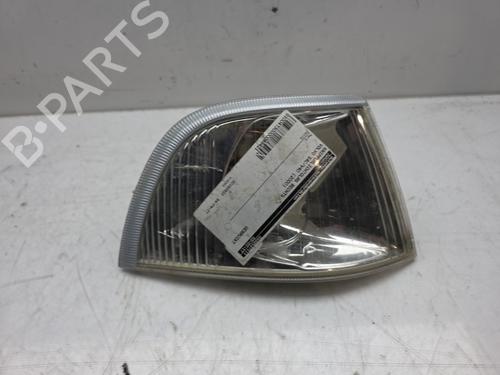 Blinklys fortil højre VOLVO V40 Estate (645) 1.8 (122 hp) 31946071