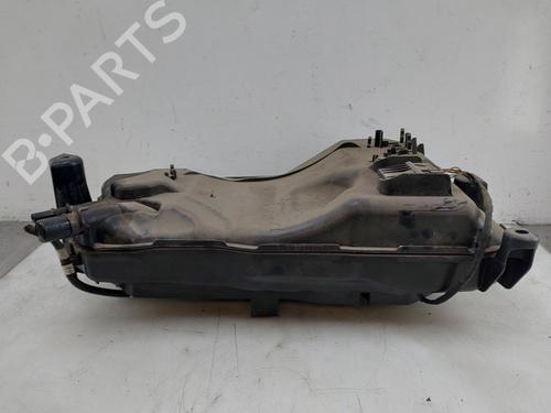 Used AdBlue tank VW GOLF VIII (CD1, DA1) 2.0 TDI (150 hp) 30275594