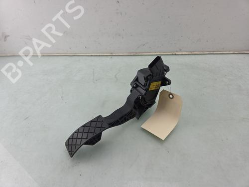 Used Pedal VW POLO V (6R1, 6C1) 1.4 TDI (75 hp) 31923081