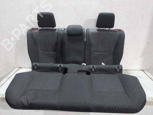 Stoel achter TOYOTA YARIS (_P21_, _PA1_, _PH1_) 1.5 Hybrid (MXPH10, MXPH11) (116 hp) 32415803