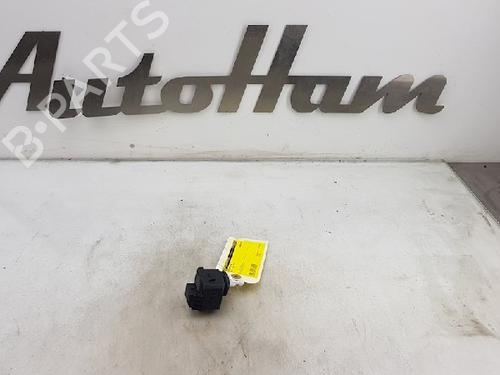Used Headlight adjuster motor Headlight adjuster motor VW UP! (121, 122, BL1, BL2, BL3, 123) 1.0 (60 hp) 13140145 13140145