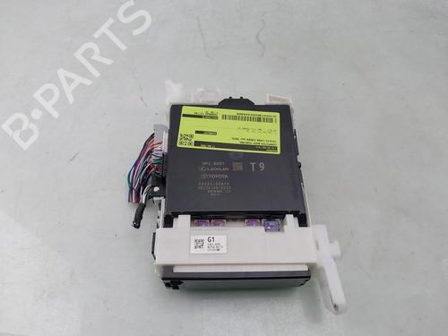 Used Electronic module TOYOTA YARIS CROSS (MXP_) 1.5 Hybrid (MXPJ10) (116 hp) 31092873