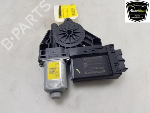 Used Electronic module Electronic module VOLVO XC40 (536) T4 Plug-in Hybrid (211 hp) 17742605 17742605