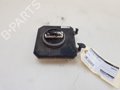 lights-ecu-tesla-model-3-5yj3-2017-27271068 main image