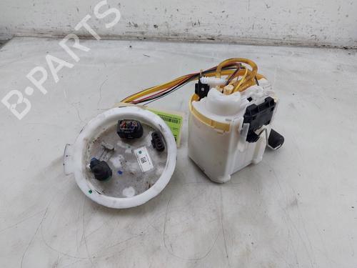 Used Fuel pump BMW 3 (F30, F80) 330 e (252 hp) 31588158
