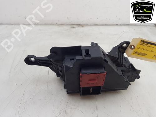 Used Fuse box MERCEDES-BENZ C-CLASS (W205) C 350 e (205.047) (279 hp) 20208400