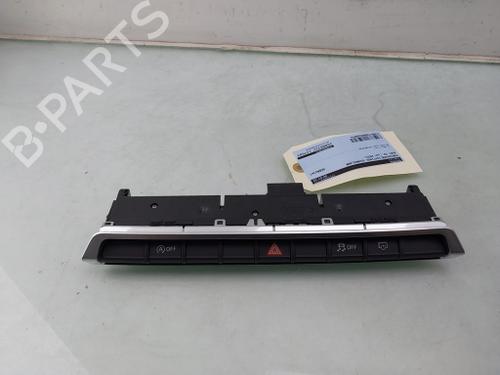 Used Warning switch Warning switch AUDI Q2 (GAB, GAG) 35 TFSI (150 hp) 29910188 29910188