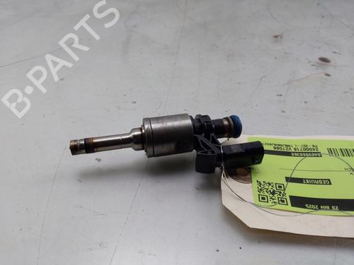 Used Injector SKODA FABIA III Estate (NJ5) 1.2 TSI (90 hp) 31922269