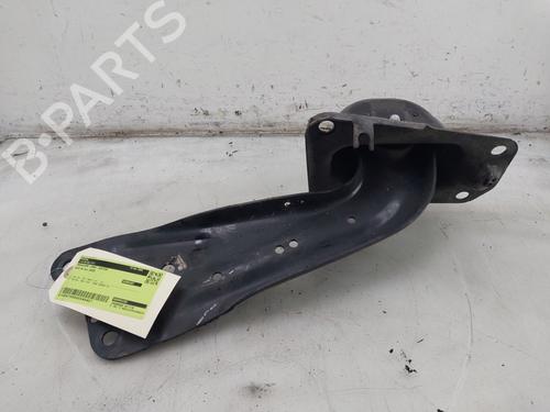 Venstre bagtil bærearm AUDI A3 Sportback (8YA, 8YF) S3 TFSI quattro (310 hp) 31922494