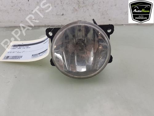 Used Right front fog light Right front fog light 22903235 22903235
