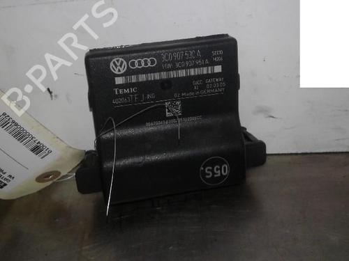 Used Electronic module VW PASSAT B6 (3C2) 1.9 TDI (105 hp) 13139465