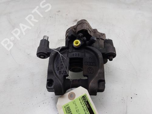 Venstre bremsekaliber bag VW GOLF SPORTSVAN VII (AM1, AN1) 1.4 TSI (125 hp) 32359333