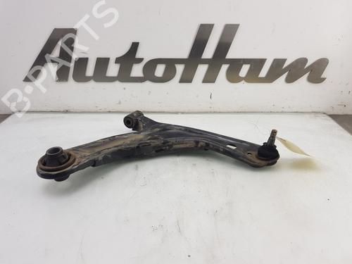 Used Right front suspension arm TOYOTA YARIS (_P13_) 1.5 (NSP131_) (112 hp) 12035884