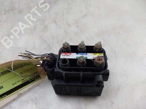 Autre MERCEDES-BENZ C-CLASS T-Model (S205) C 350 e (205.247) (279 hp) 31801604