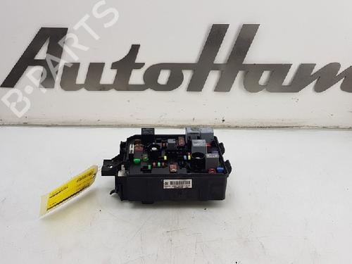Used Fuse box Fuse box OPEL CORSA E (X15) 1.4 (08, 68) (90 hp) 12028947 12028947