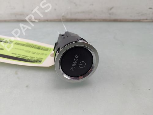 switch-toyota-yaris-cross-mxp_-2020-35897410 main image