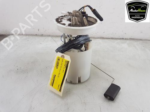 Used Fuel pump VOLVO V40 Hatchback (525) T3 GTDi (150 hp) 21070633