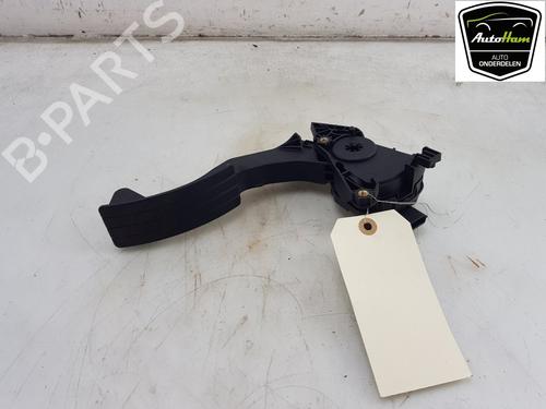 Pedal RENAULT TWINGO III (BCM_, BCA_) Z.E: (BCA1) (82 hp) 22525919