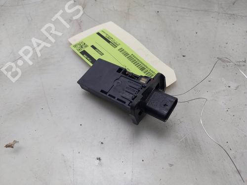 Mass air flow sensor BMW 1 (F40) 118 i | BP36787492M95 - Image 2