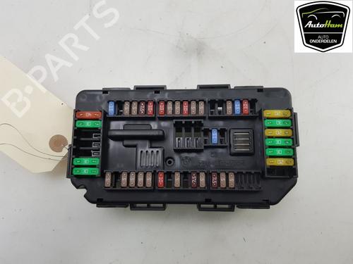 Used Fuse box BMW 3 Touring (F31) 320 d (163 hp) 12048656