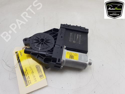 Used Electronic module Electronic module VOLVO XC60 II (246) T6 Plug-In Hybrid AWD (349 hp) 25884032 25884032