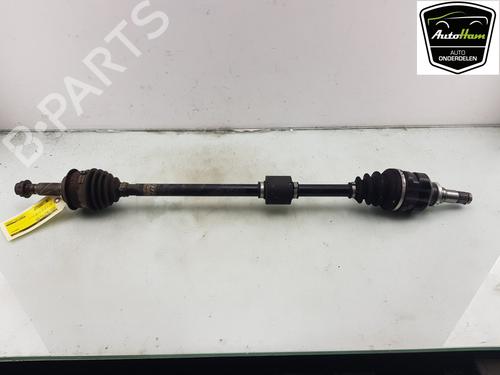Used Right front driveshaft TOYOTA YARIS (_P13_) 1.5 Hybrid (NHP130_, NHP130) (101 hp) 18829861
